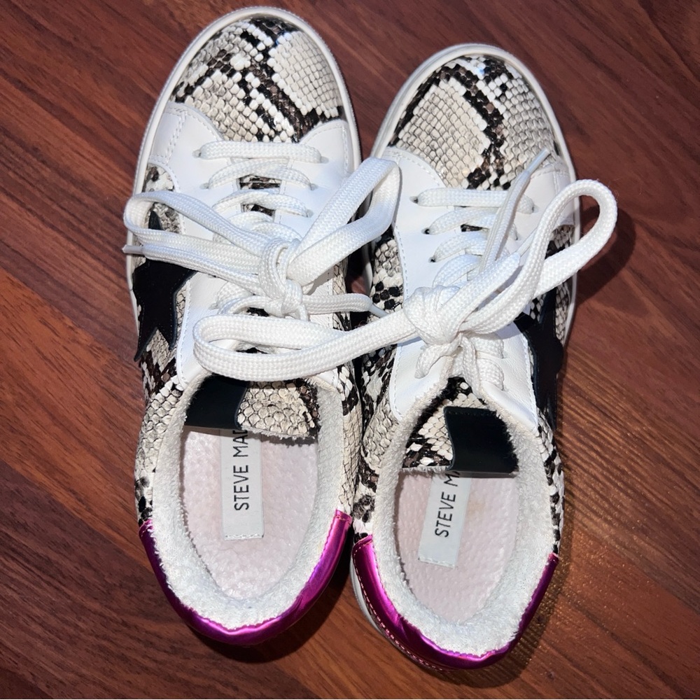 Steve Madden | Snake Print | Star Patch Low Top Sneakers | White/Black/Pink